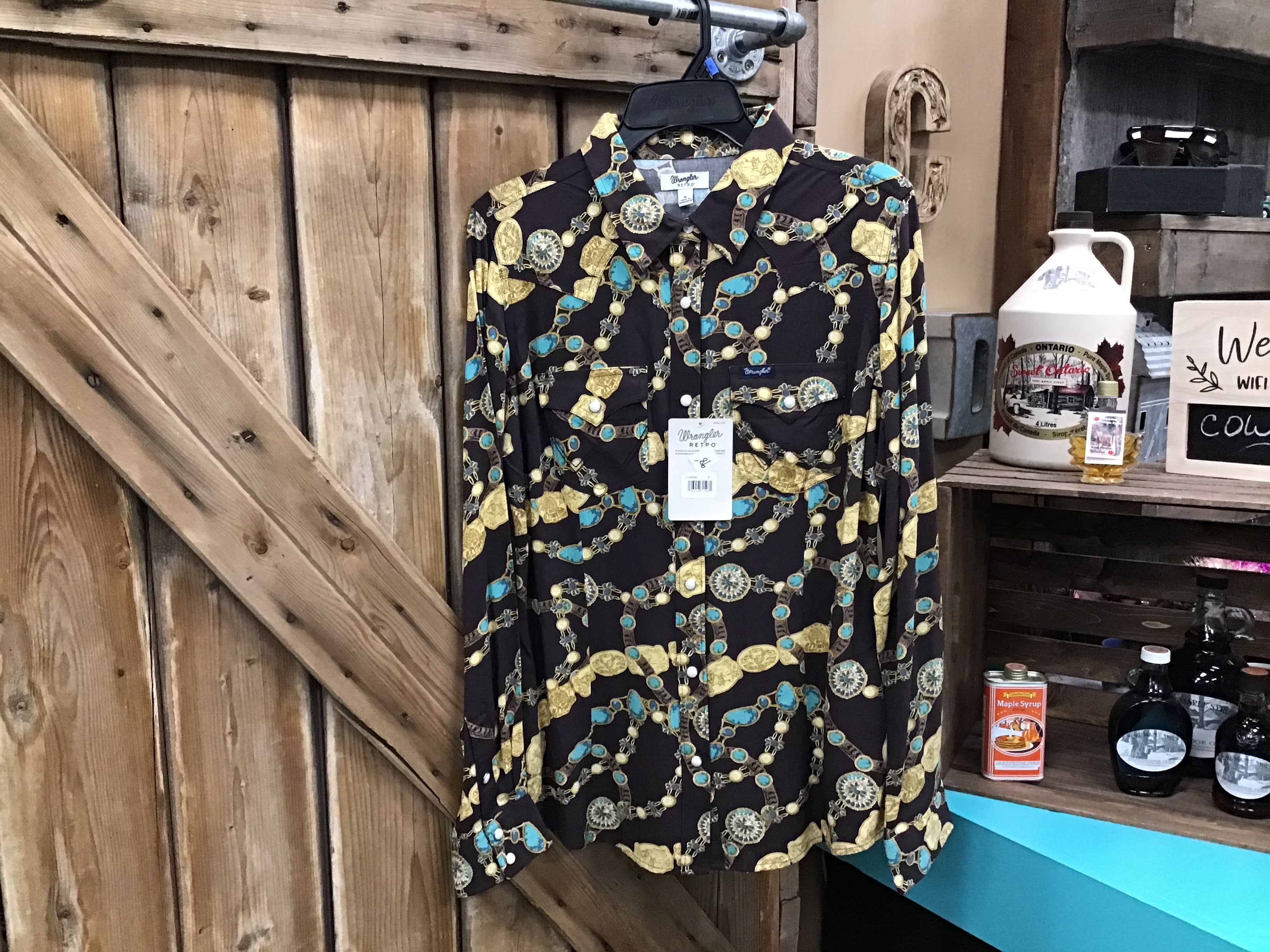 Wrangler Women’s Retro Rodeo Shirts size SMALL