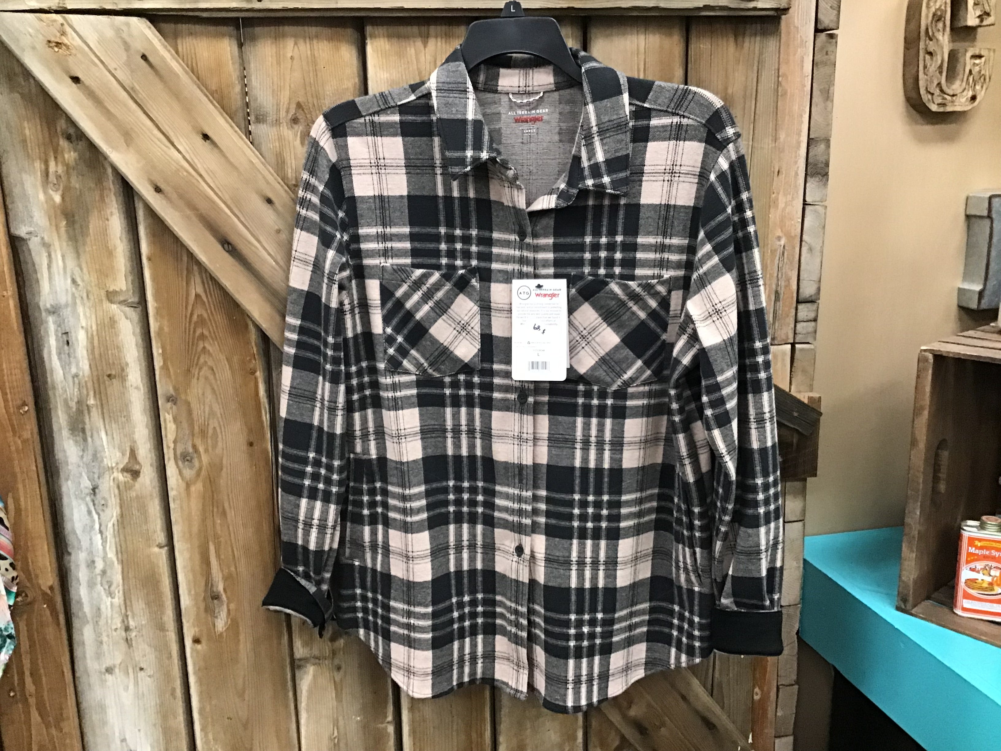 Wrangler ATG Women’s Shirt SMALL