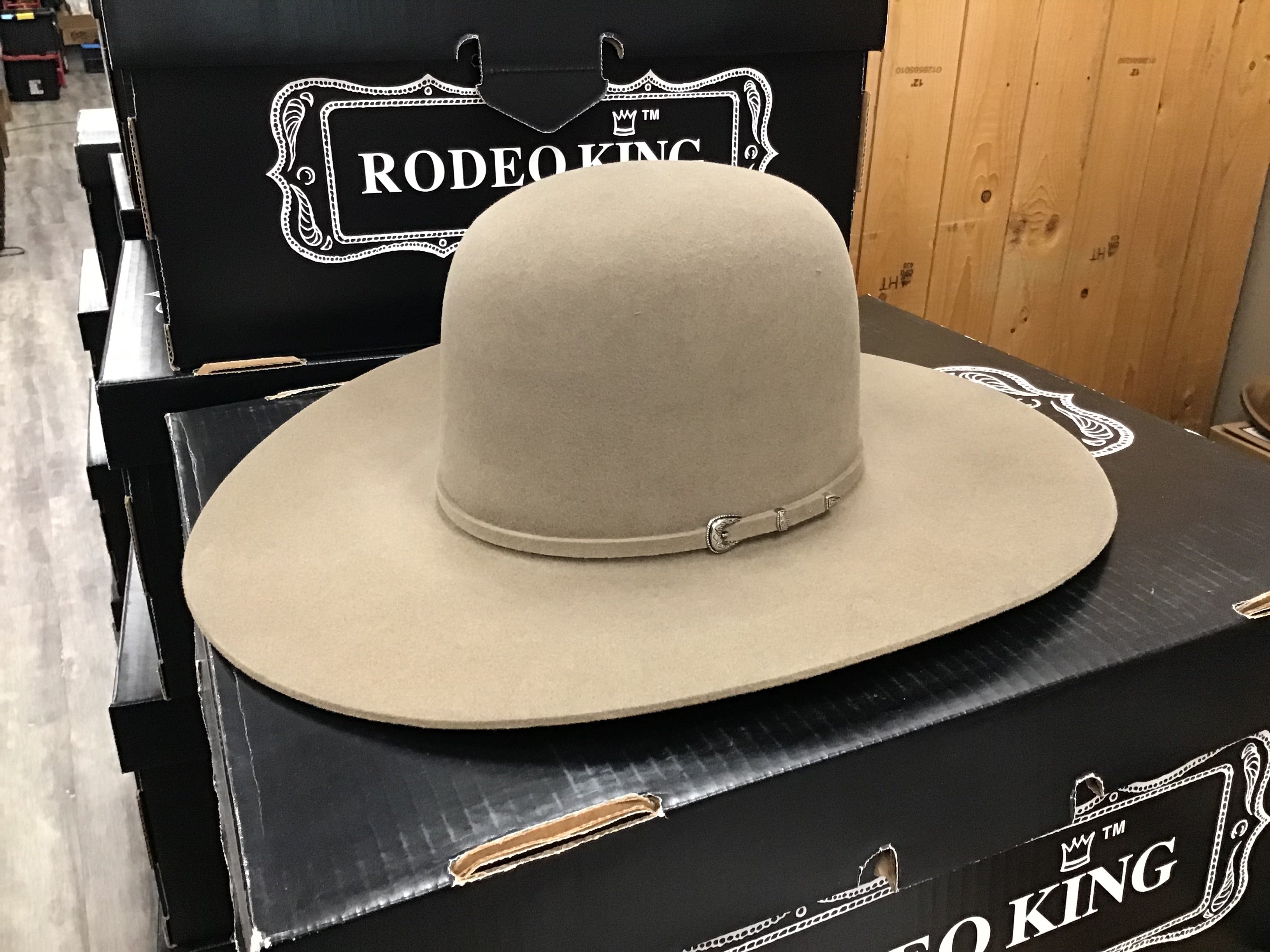 Rodeo King - Pecan Felt