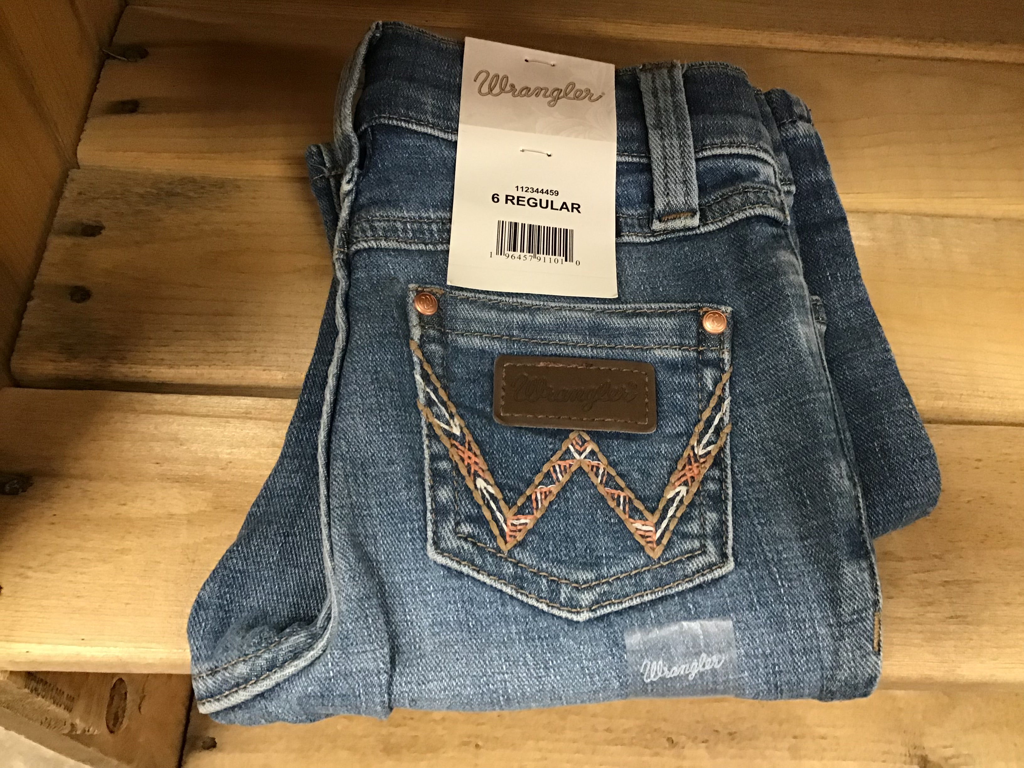 Wrangler Girl's Jeans size 6 Regular