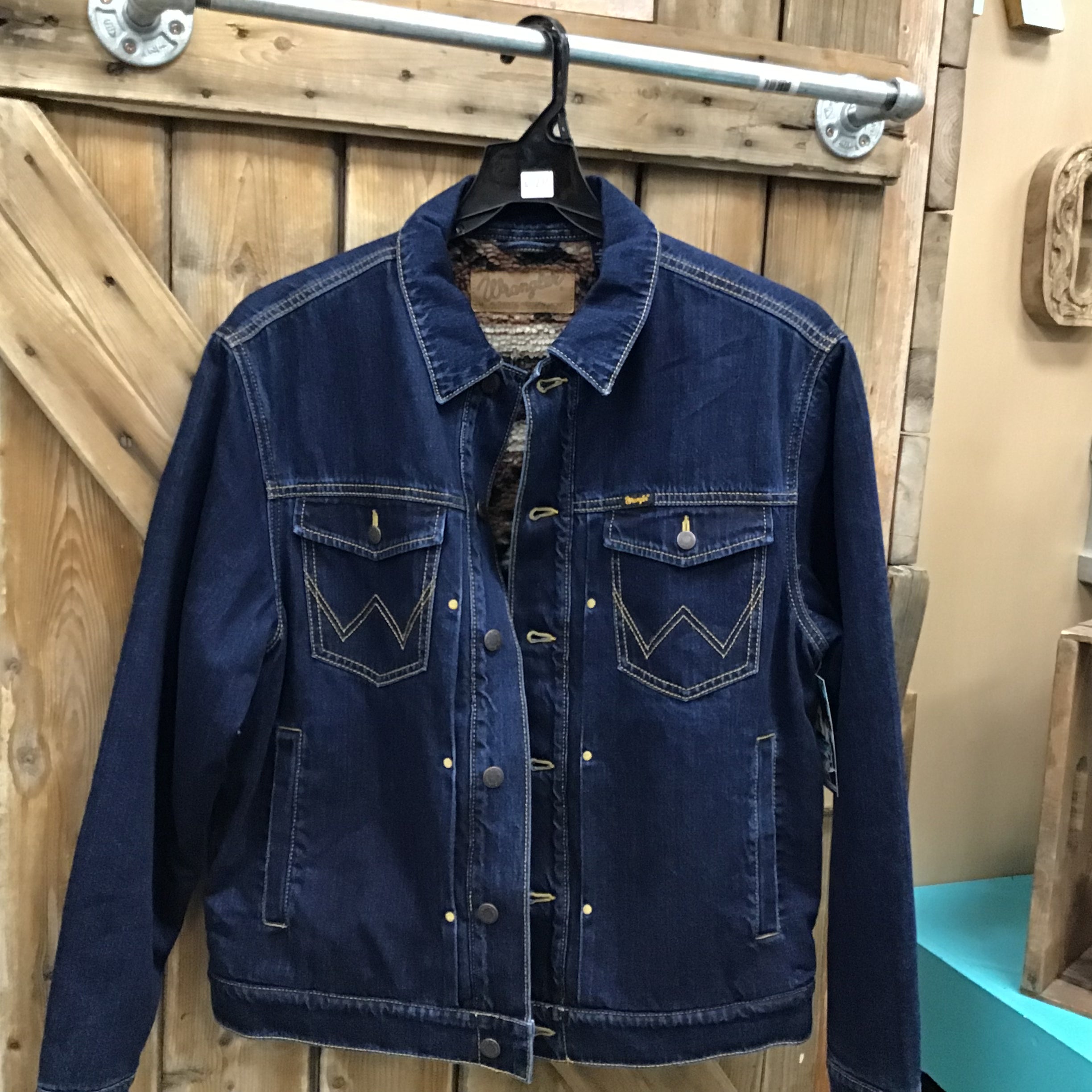 Wrangler Men’s Jean Jacket with Fleece Lining - size Medium