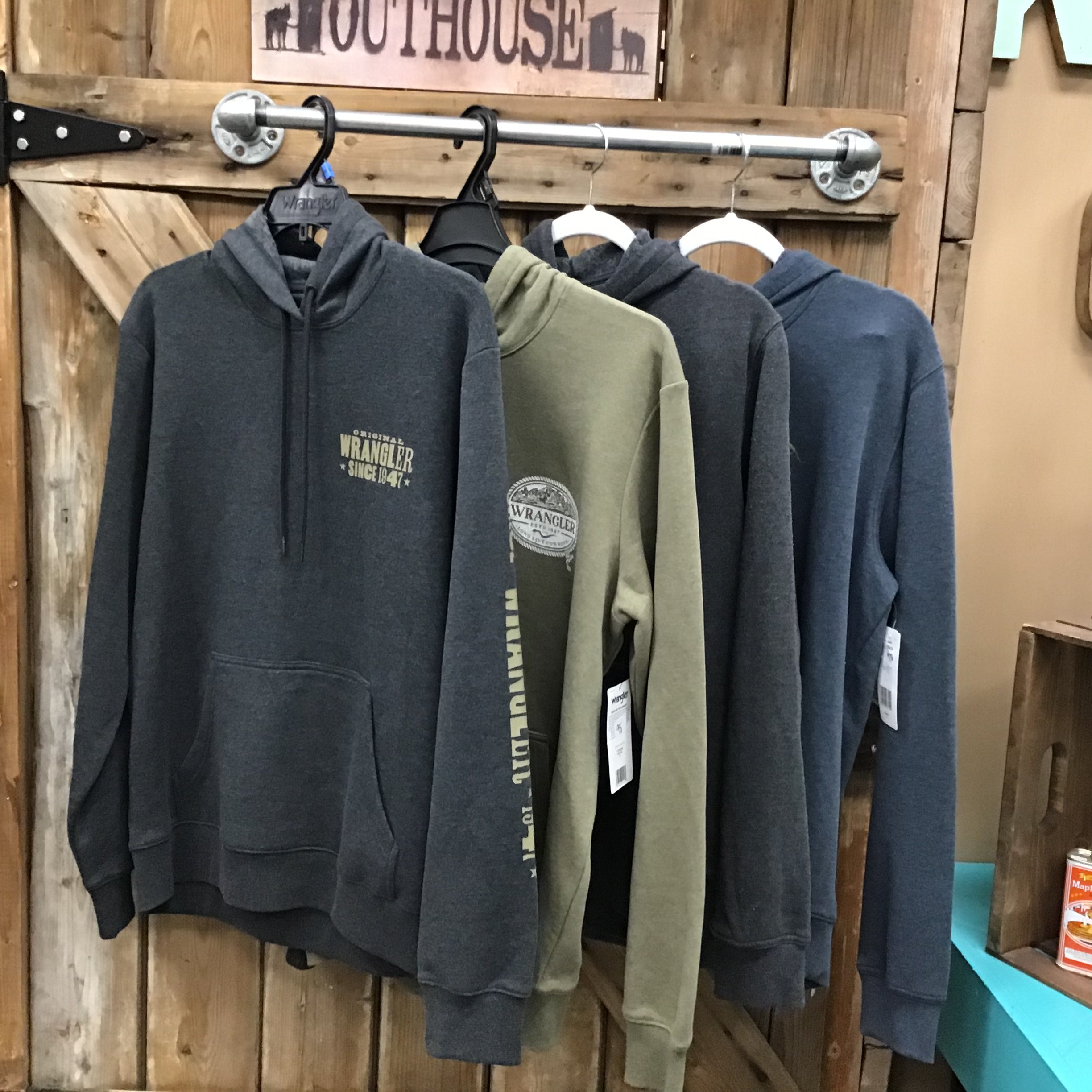 Wrangler Men’s Hoodie - size MEDIUM