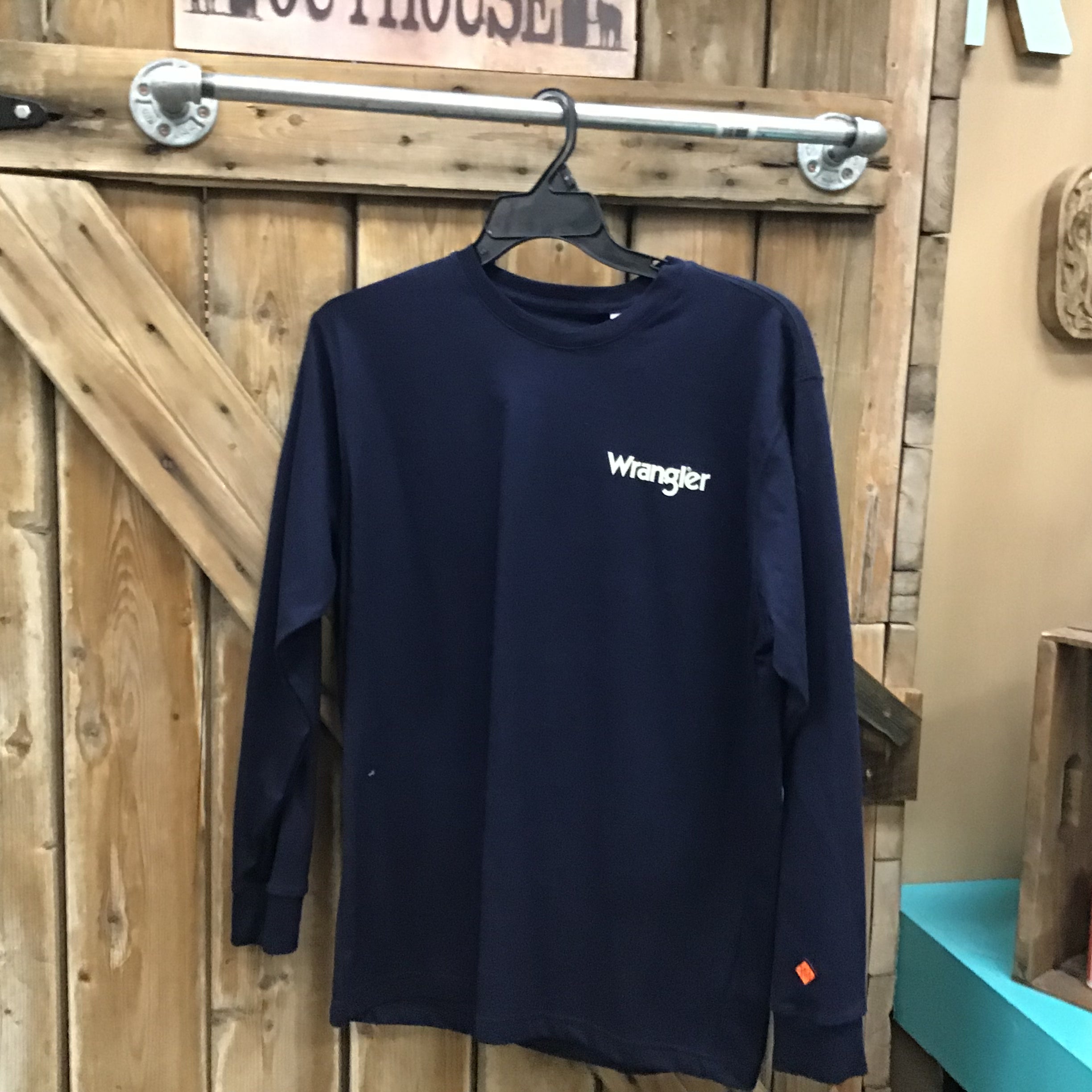 Wrangler Men’s Long Sleeve Tee - size MEDIUM