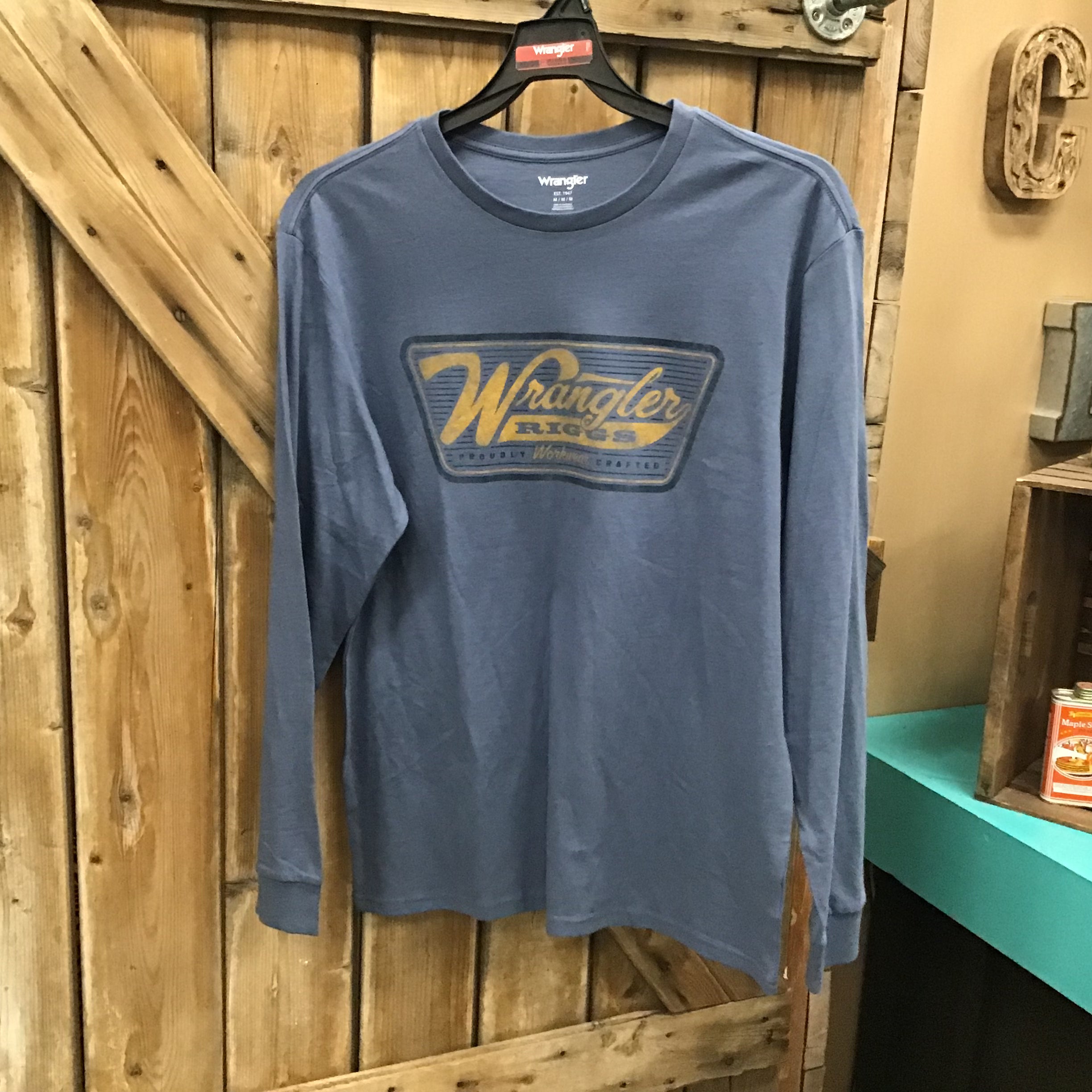 Wrangler Men’s Long Sleeve Tee - size MEDIUM