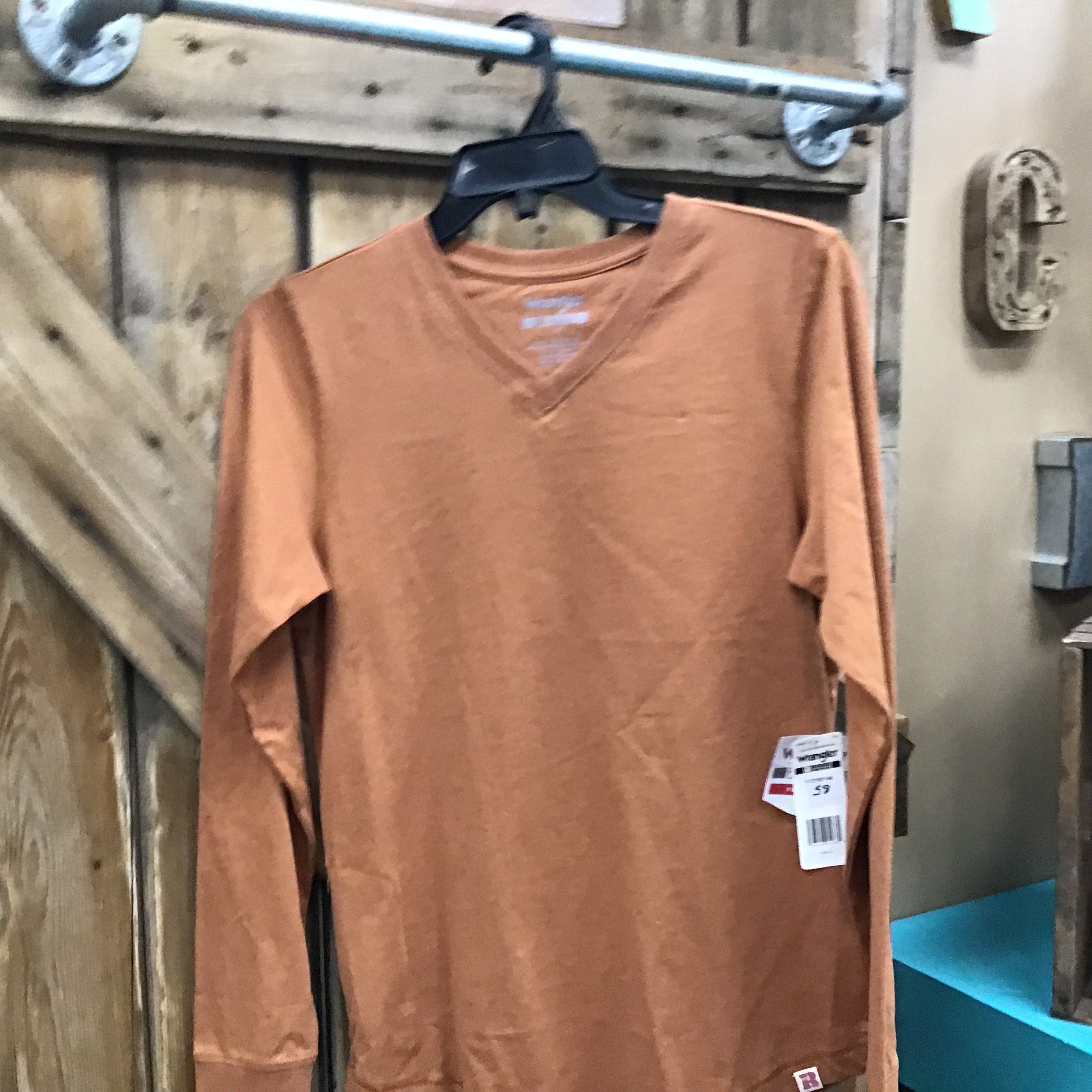 Wrangler Women’s Long Sleeve Tee size SMALL