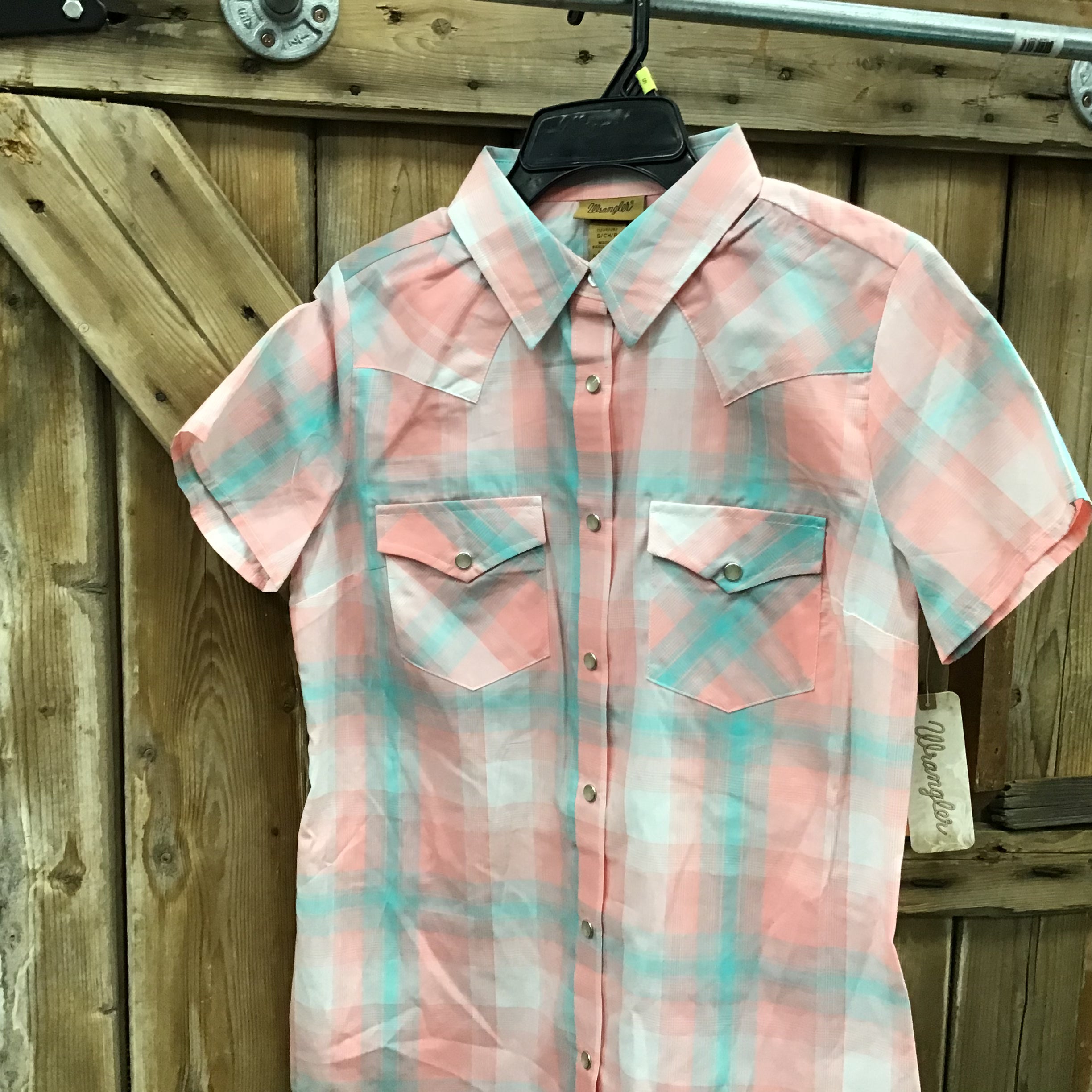 Wrangler Women’s Short Sleeve Rodeo Shirts size SMALL