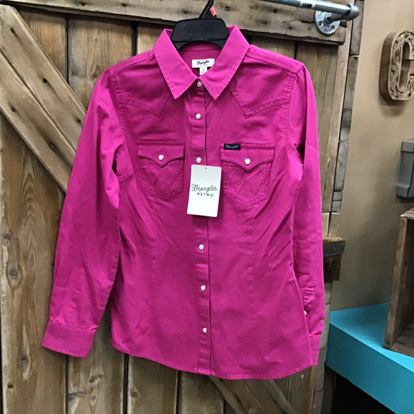 Wrangler Women’s Pink Denim Shirt size SMALl