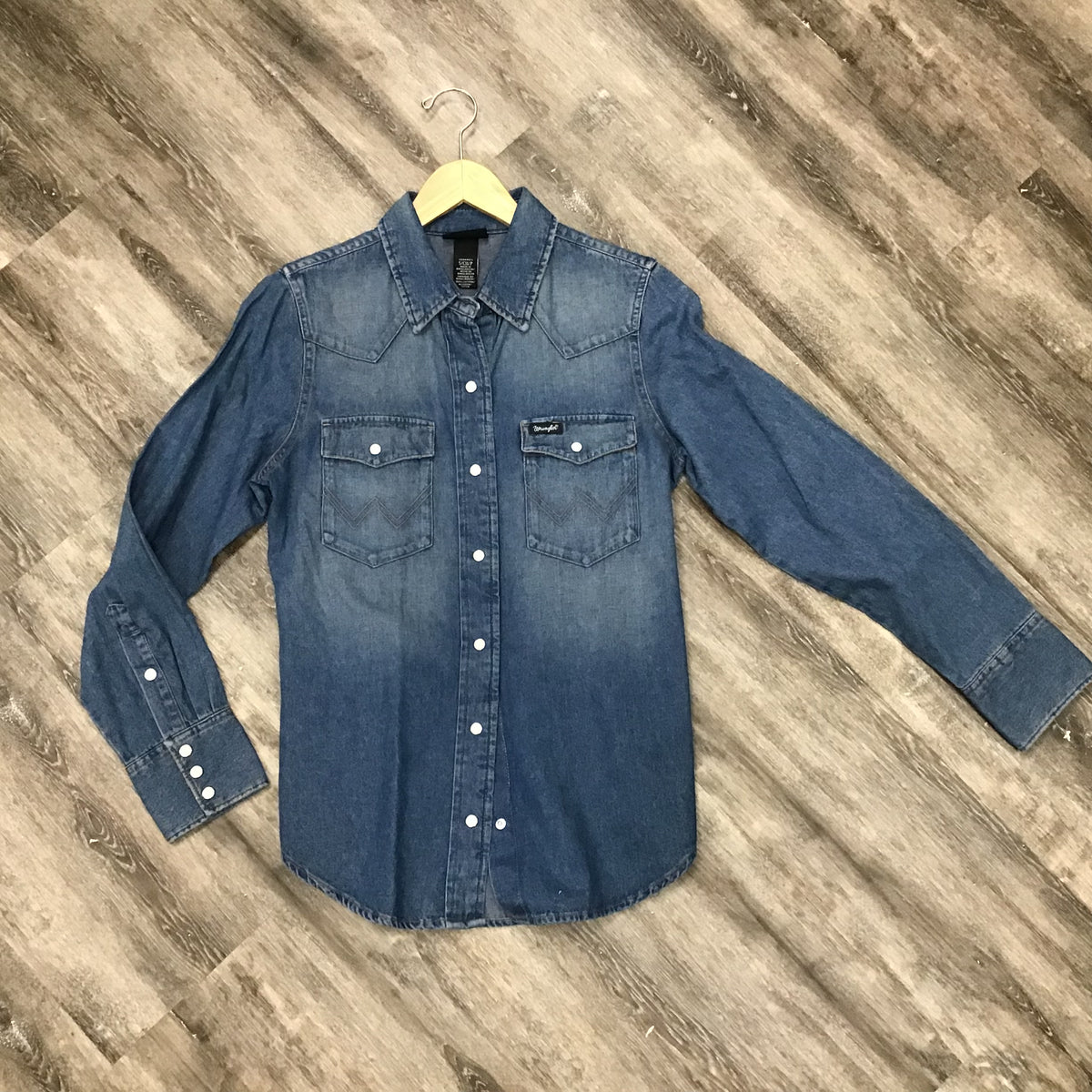 Wrangler Women’s Denim Shirt SMALL