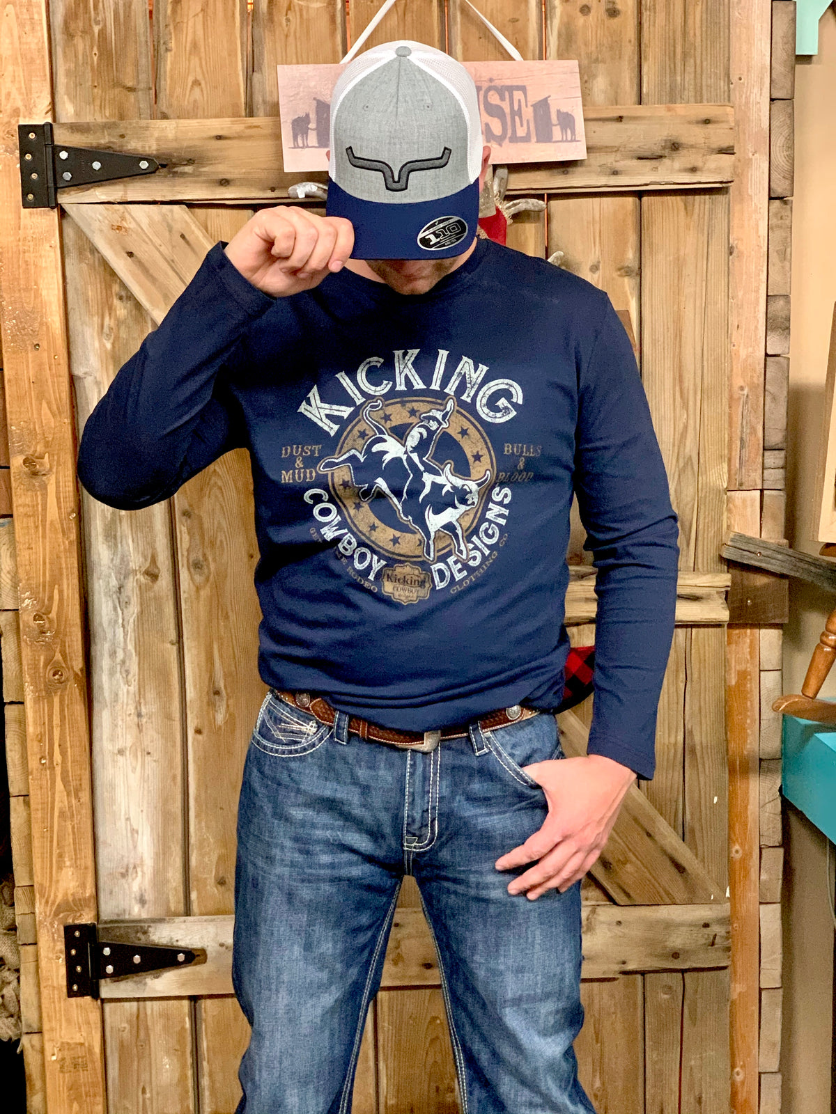 Men’s Navy Long Sleeve Tee - Bullrider